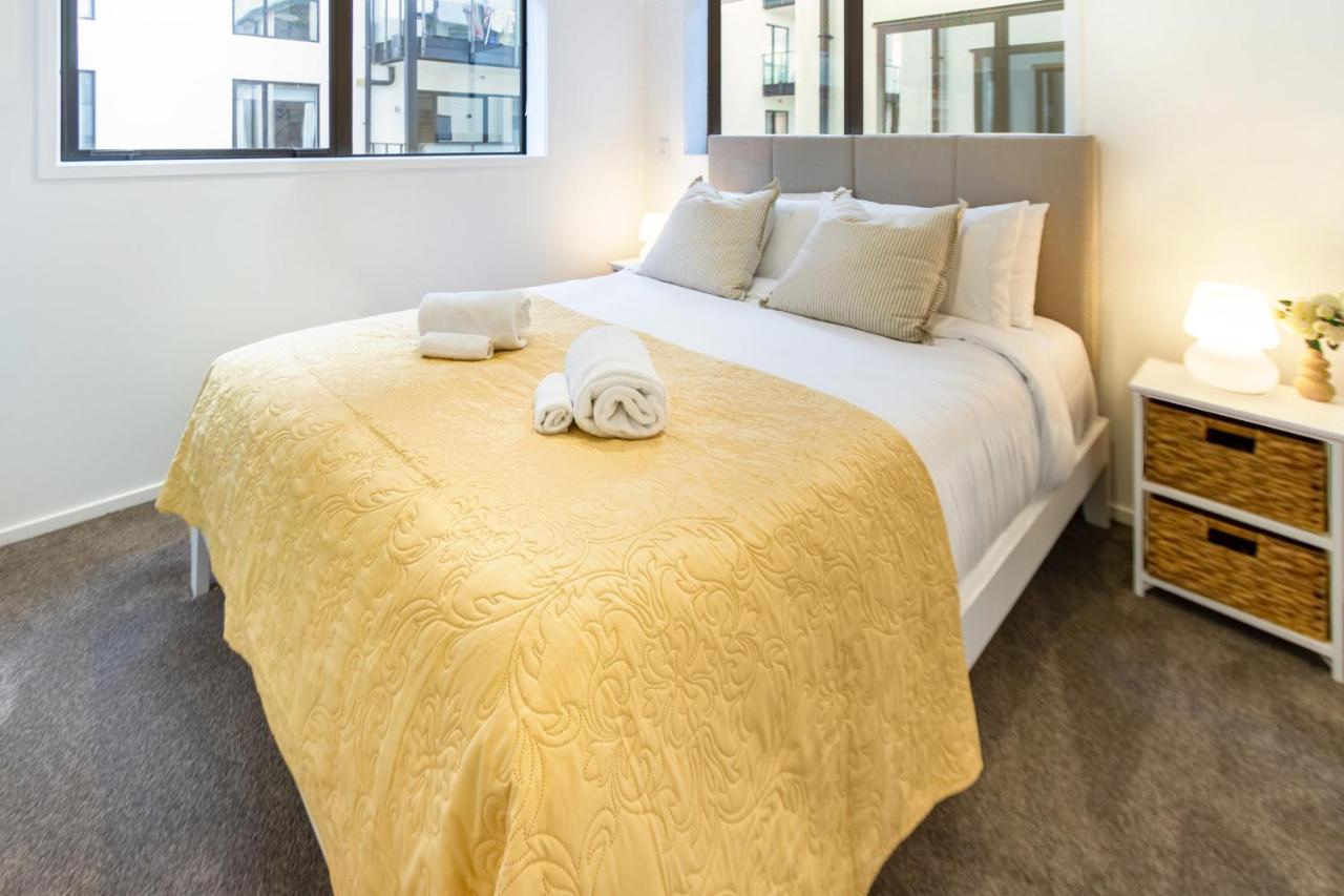 Inner Luxury 2 Bedroom 2 Bathroom * Christchurch